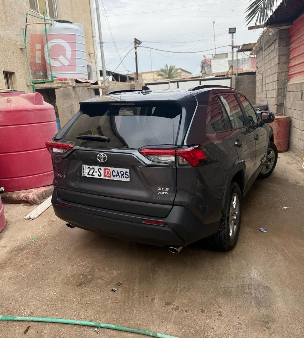 تويوتا راف 4